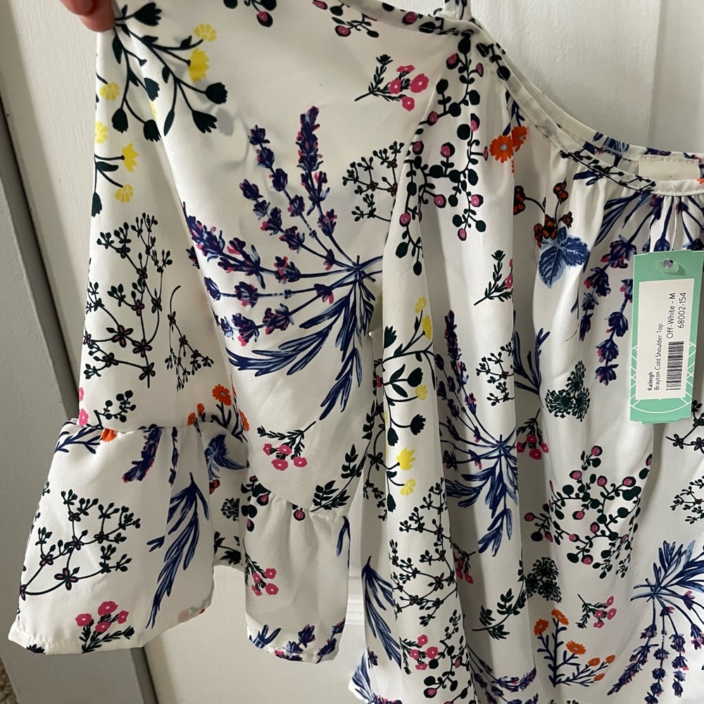 Stitch fix Kaileigh top NWT - Picture 5 of 6